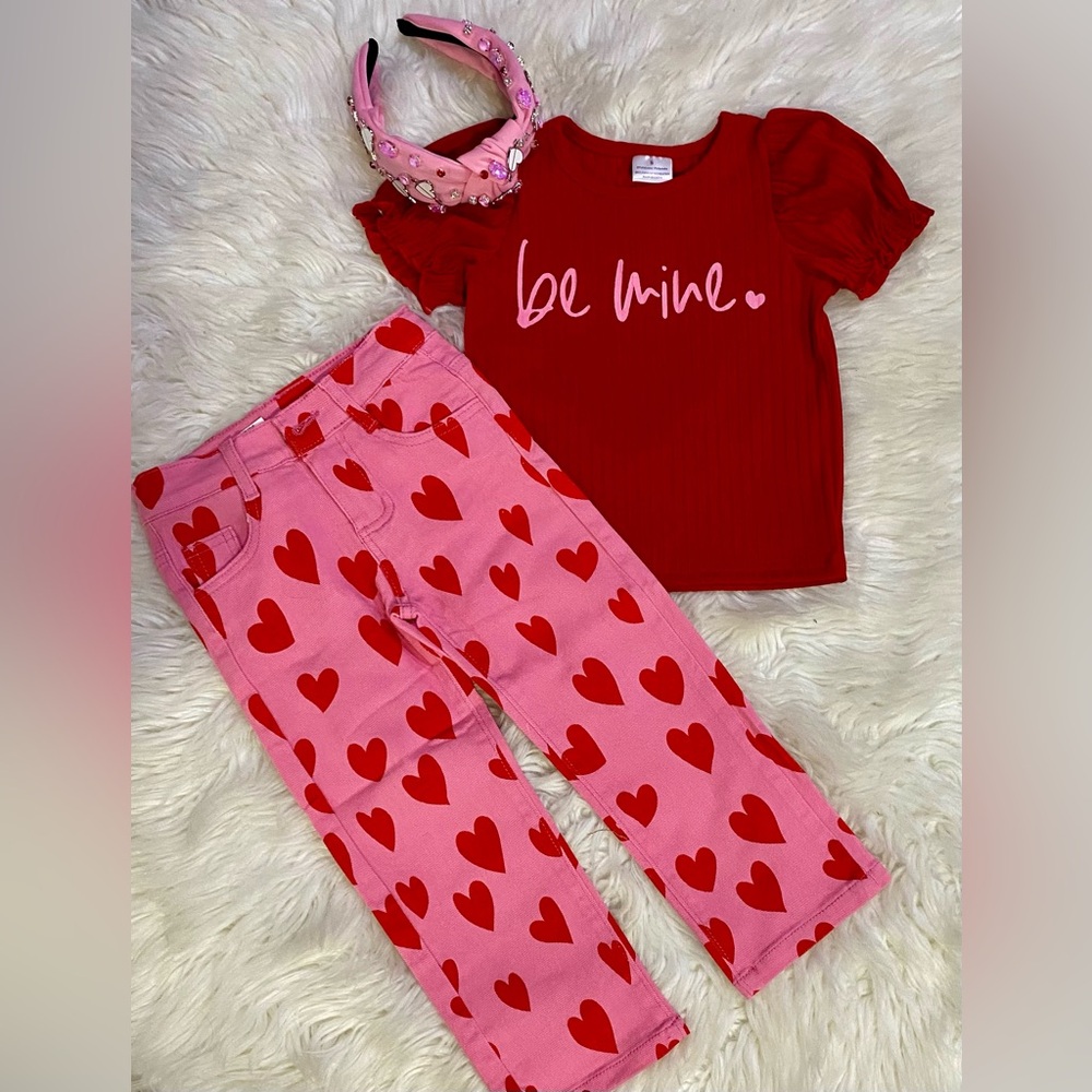 BRAND NEW WITH TAGS Girl’s Be Mine Valentine’s Top & Heart Print Jeans Set